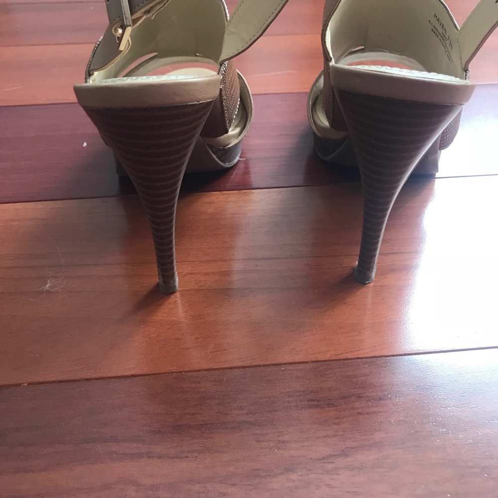 Impo Nude Heels - Picture 6 of 7